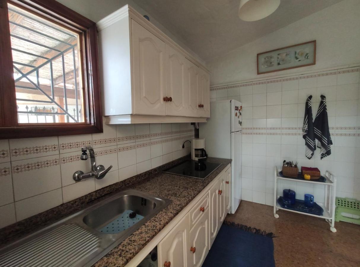 Lovely 2 Bedroom Bungalow With Parking Μασπαλόμας Εξωτερικό φωτογραφία