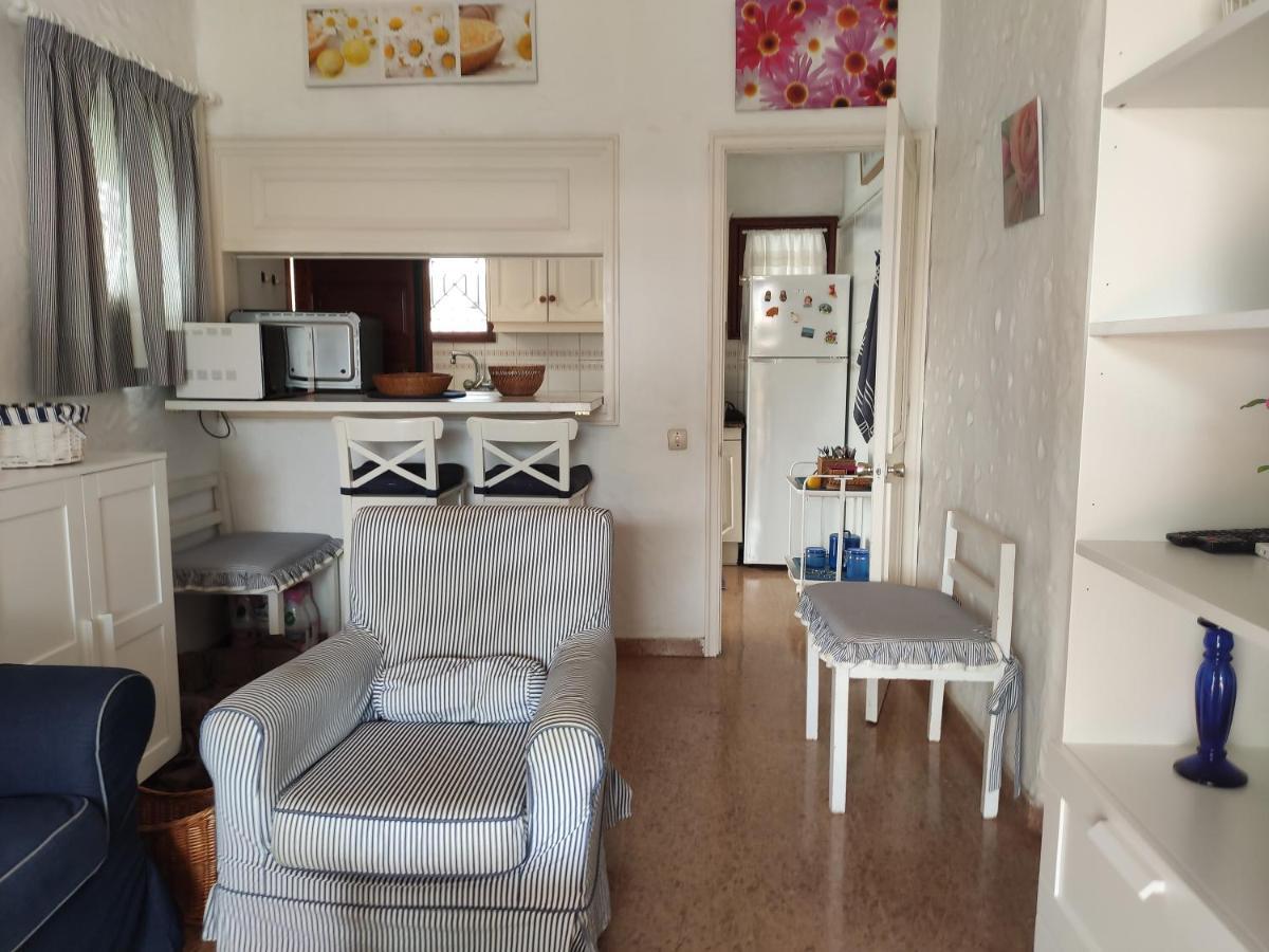 Lovely 2 Bedroom Bungalow With Parking Μασπαλόμας Εξωτερικό φωτογραφία