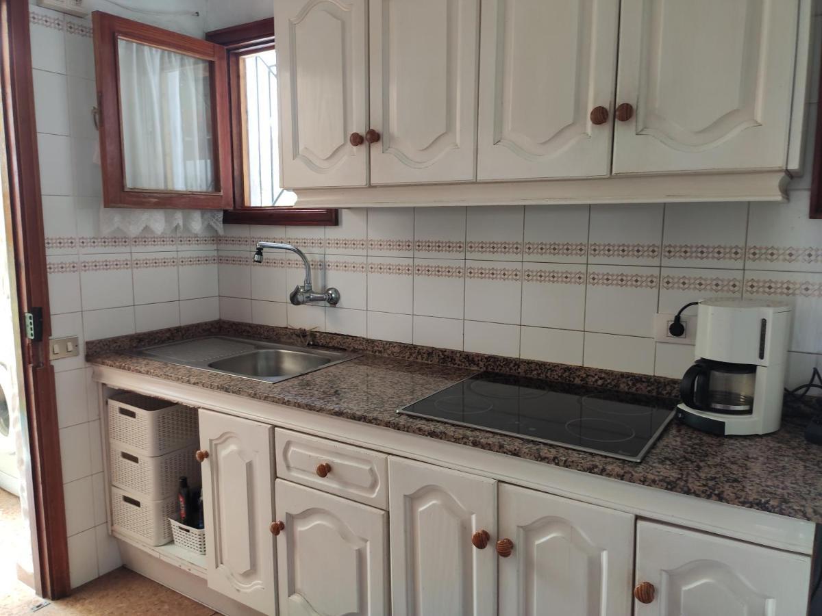 Lovely 2 Bedroom Bungalow With Parking Μασπαλόμας Εξωτερικό φωτογραφία