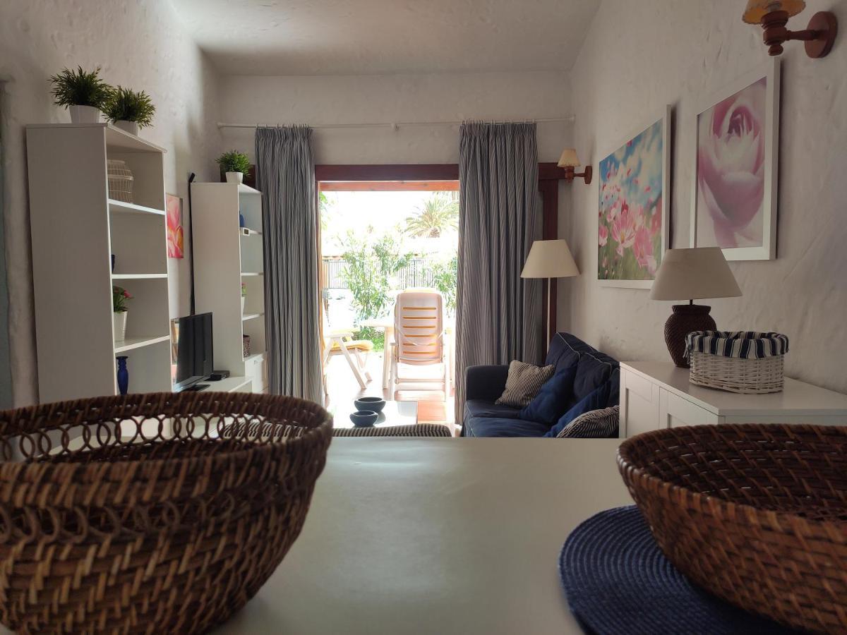 Lovely 2 Bedroom Bungalow With Parking Μασπαλόμας Εξωτερικό φωτογραφία