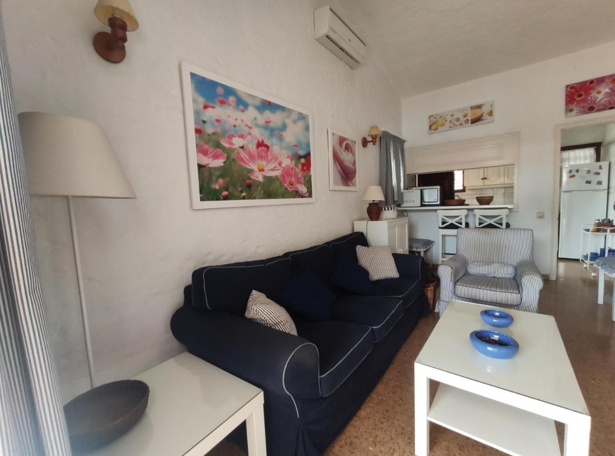 Lovely 2 Bedroom Bungalow With Parking Μασπαλόμας Εξωτερικό φωτογραφία