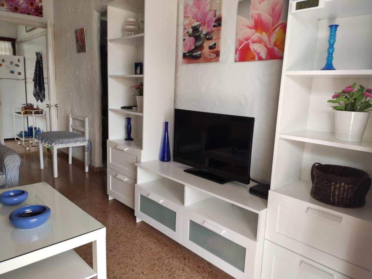 Lovely 2 Bedroom Bungalow With Parking Μασπαλόμας Εξωτερικό φωτογραφία