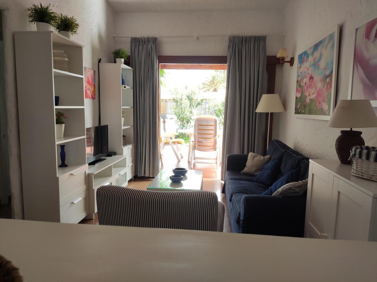 Lovely 2 Bedroom Bungalow With Parking Μασπαλόμας Εξωτερικό φωτογραφία