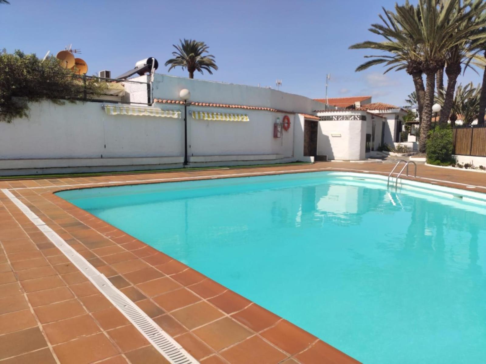 Lovely 2 Bedroom Bungalow With Parking Μασπαλόμας Εξωτερικό φωτογραφία
